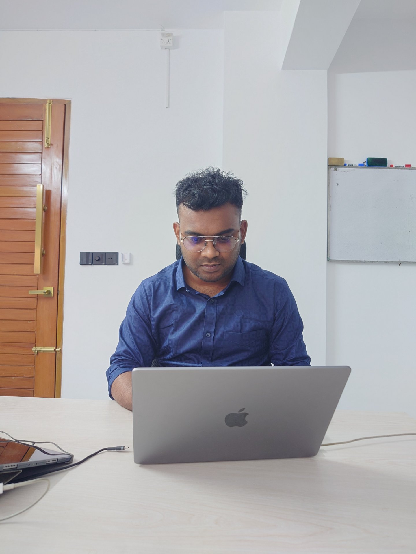 1000031293 — Professional photo by Subroto Das