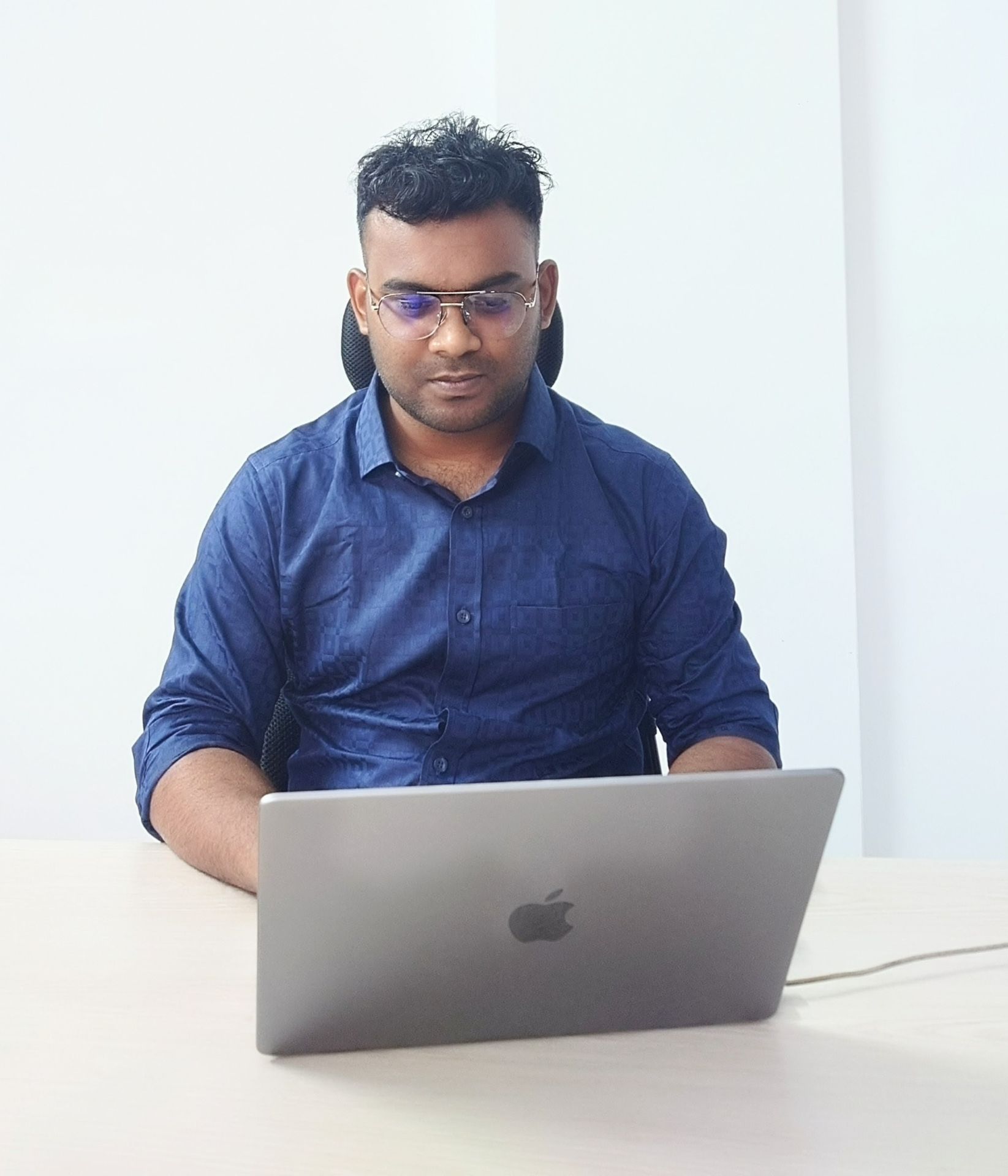 1000031299 — Professional photo by Subroto Das