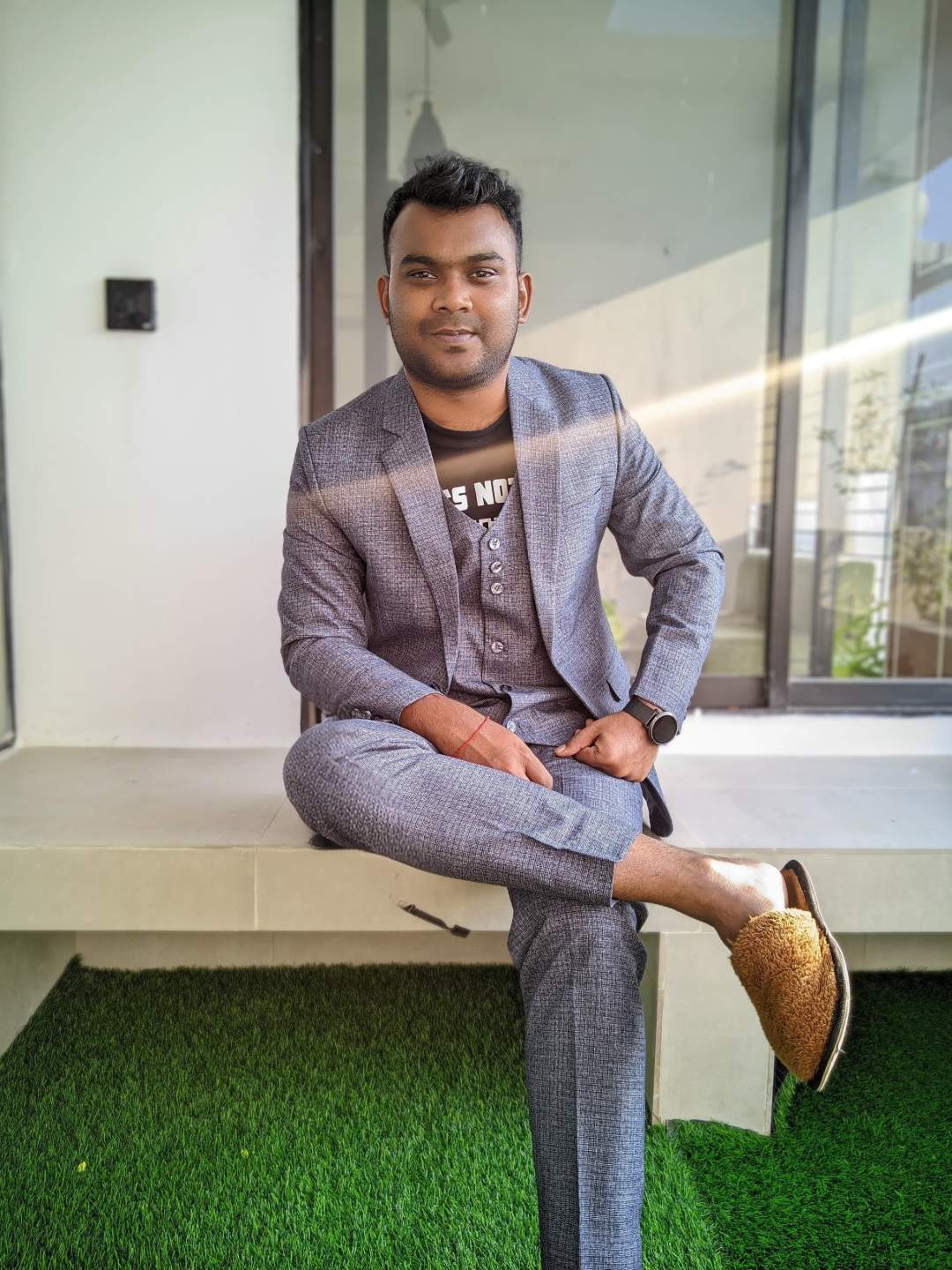 1000007166 — Random photo by Subroto Das
