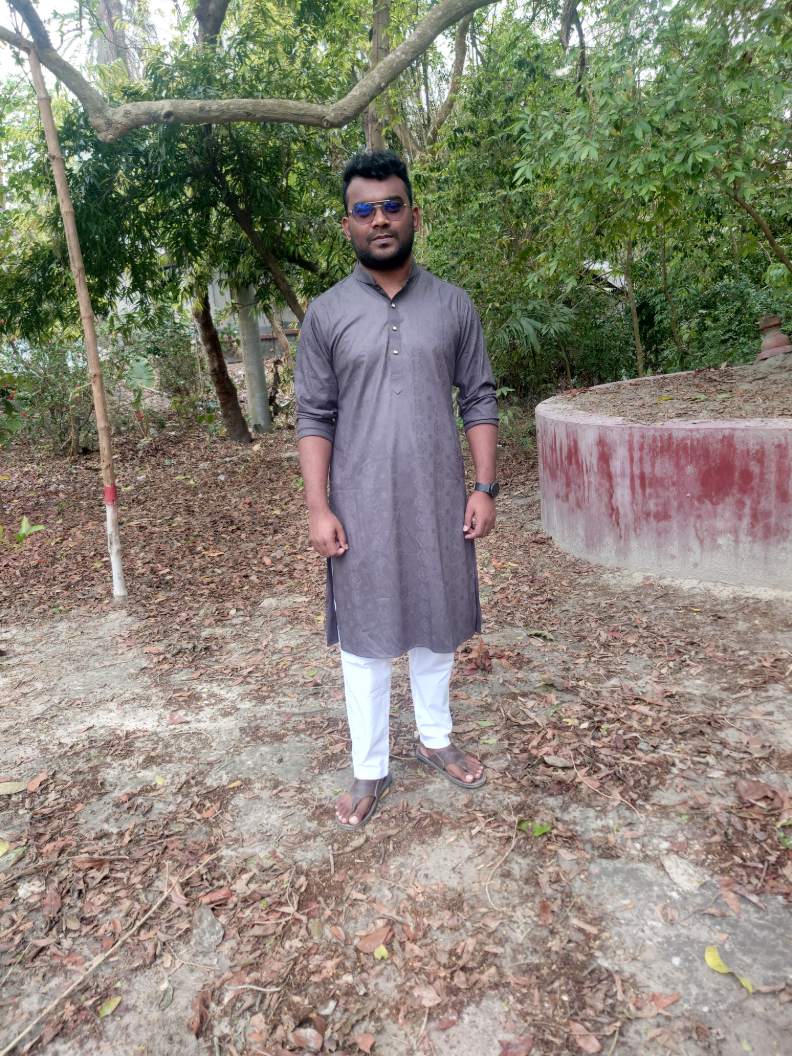 1000023112 — Random photo by Subroto Das