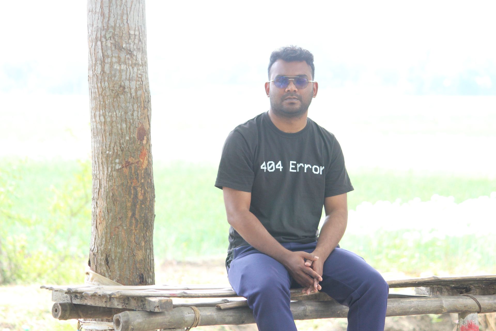 1000027118 — Random photo by Subroto Das