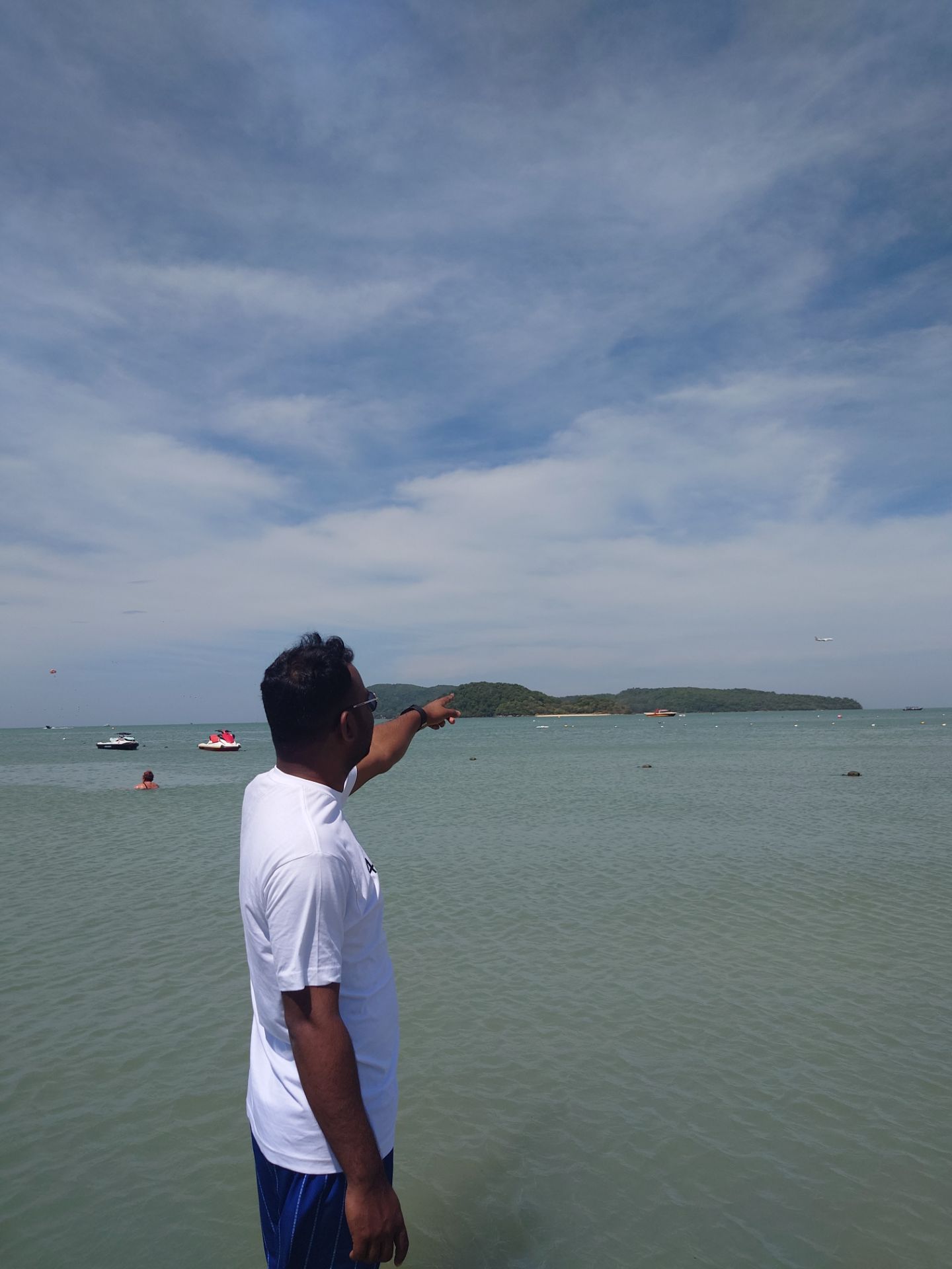 অচেনা পথে চলার আনন্দ — Travel photo by Subroto Das