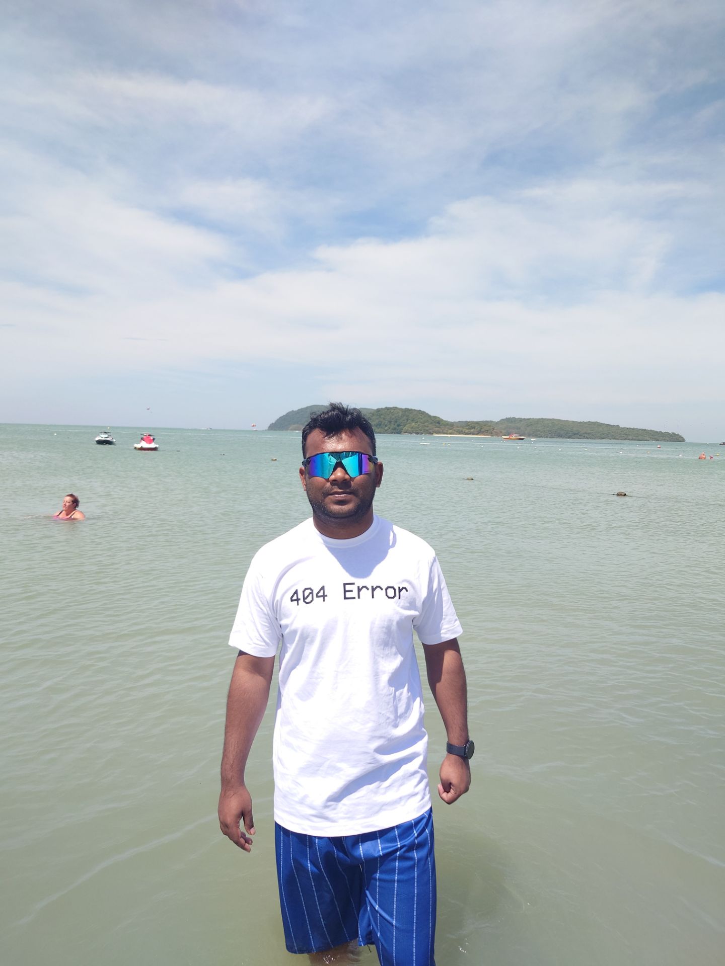পথই গন্তব্য — Travel photo by Subroto Das