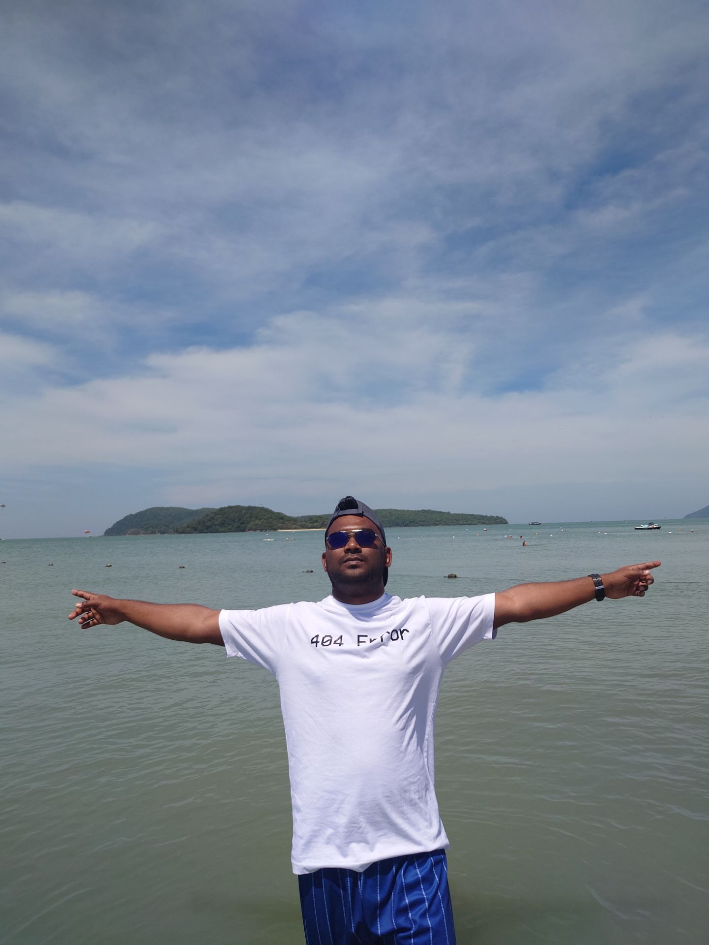 পথই গন্তব্য — Travel photo by Subroto Das